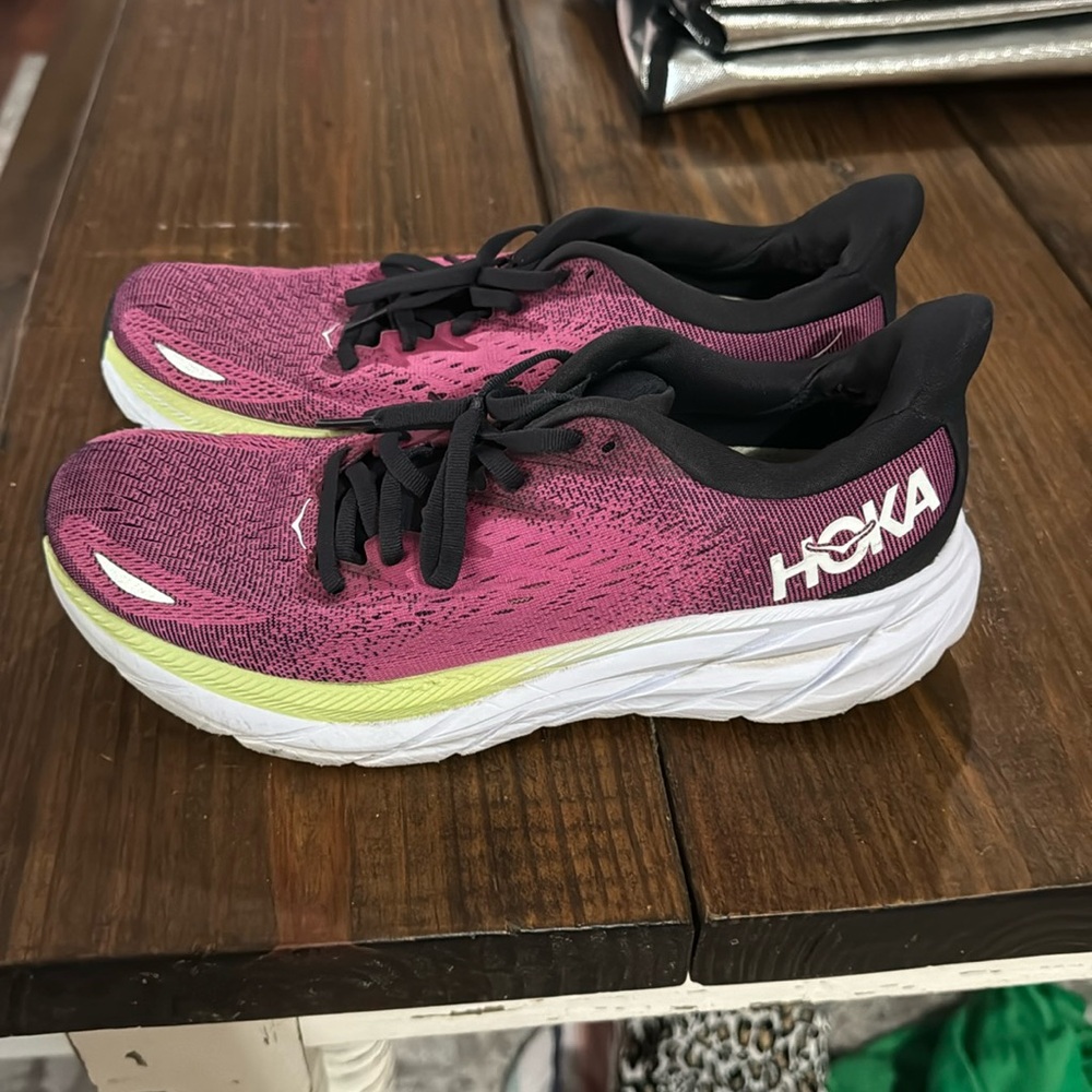 Women’s hokas